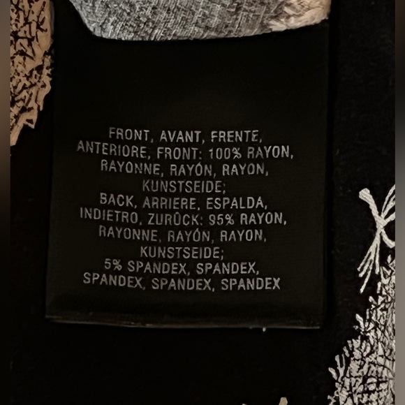 Deletta Black Dandelion Slashed-Sleeve Rayon Blouse - Picture 3 of 3